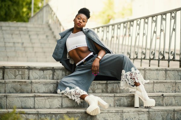 How can you create a minimalist UK home on a budget?